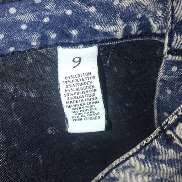 Crave Fame by Almost Famous Acid Wash - Picture 3 of 7